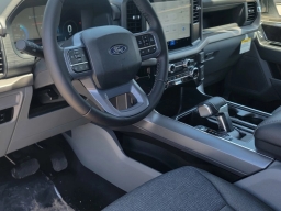 Ford F-150 Lightning XLT 4WD SuperCrew 5.5' Box 2025