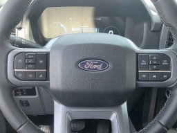 Ford F-150 Lightning XLT 4WD SuperCrew 5.5' Box 2025