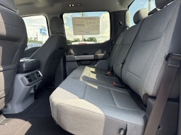 Ford F-150 Lightning XLT 4WD SuperCrew 5.5' Box 2025