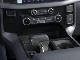 Ford F-150 Lightning XLT 4WD SuperCrew 5.5' Box 2025