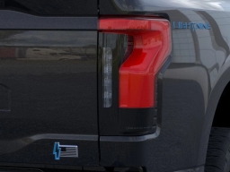 Ford F-150 Lightning XLT 4WD SuperCrew 5.5' Box 2025