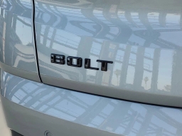 Chevrolet Bolt LT FWD 4dr 2027