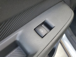 Chevrolet Bolt LT FWD 4dr 2027