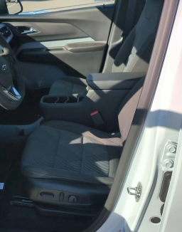 Chevrolet Bolt LT FWD 4dr 2027