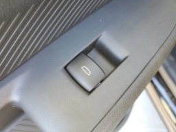 Chevrolet Bolt LT FWD 4dr 2027