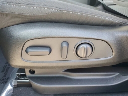 Chevrolet Bolt LT FWD 4dr 2027