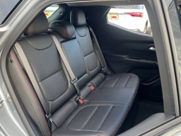 Chevrolet Bolt RS FWD 4dr 2027