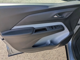 Chevrolet Bolt RS FWD 4dr 2027