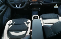 Chevrolet Bolt RS FWD 4dr 2027