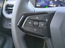 Chevrolet Bolt RS FWD 4dr 2027