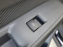 Chevrolet Bolt RS FWD 4dr 2027