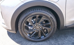 Chevrolet Bolt RS FWD 4dr 2027