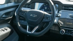 Chevrolet Bolt RS FWD 4dr 2027