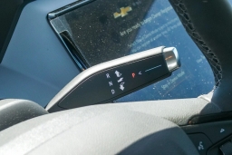 Chevrolet Bolt RS FWD 4dr 2027