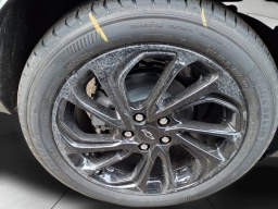 Chevrolet Bolt RS FWD 4dr 2027