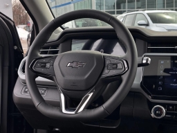 Chevrolet Bolt RS FWD 4dr 2027