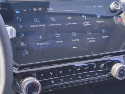 Chevrolet Bolt RS FWD 4dr 2027