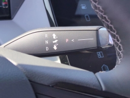 Chevrolet Bolt RS FWD 4dr 2027