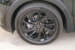 Chevrolet Bolt RS FWD 4dr 2027