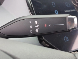 Chevrolet Bolt RS FWD 4dr 2027