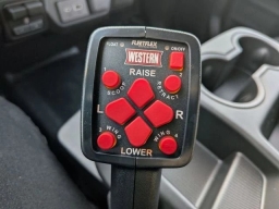 Chevrolet Silverado 2500HD Work Truck 4WD Reg Cab 142" 2026