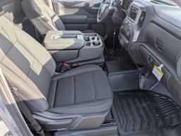 Chevrolet Silverado 2500HD Work Truck 4WD Reg Cab 142" 2026