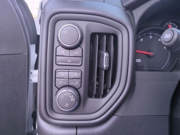 Chevrolet Silverado 3500HD Work Truck 4WD Reg Cab 142" 2026