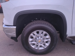 Chevrolet Silverado 3500HD Work Truck 4WD Reg Cab 142" 2026