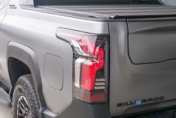 Chevrolet Silverado EV Max Range Trail Boss e4WD Crew Cab 2026