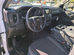 Chevrolet Silverado 2500HD Custom 2WD Crew Cab 172" 2026