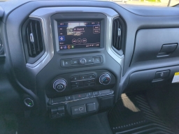 Chevrolet Silverado 2500HD Custom 2WD Crew Cab 172" 2026