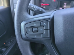 Chevrolet Silverado 2500HD Custom 2WD Crew Cab 172" 2026