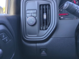 Chevrolet Silverado 2500HD Custom 2WD Crew Cab 172" 2026