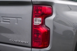 Chevrolet Silverado 2500HD Custom 4WD Crew Cab 159" 2026