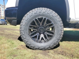 Chevrolet Silverado 2500HD LT 4WD Crew Cab 159" 2026