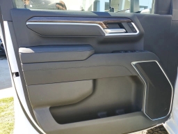 Chevrolet Silverado 2500HD LT 4WD Crew Cab 159" 2026