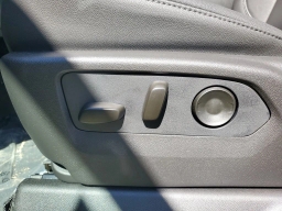 Chevrolet Silverado 2500HD LT 4WD Crew Cab 159" 2026