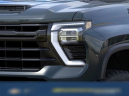 Chevrolet Silverado 2500HD LT 4WD Crew Cab 159" 2026