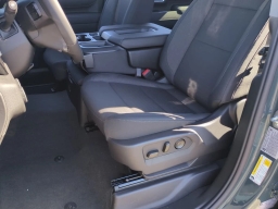 Chevrolet Silverado 2500HD LT 4WD Crew Cab 159" 2026