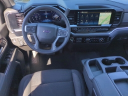 Chevrolet Silverado 2500HD LT 4WD Crew Cab 159" 2026