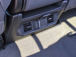 Chevrolet Silverado 2500HD LT 4WD Crew Cab 159" 2026