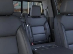 Chevrolet Silverado 2500HD LT 4WD Crew Cab 159" 2026