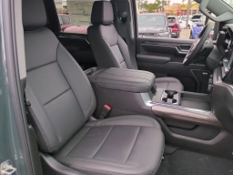 Chevrolet Silverado 2500HD LTZ 4WD Crew Cab 159" 2025