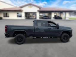 Chevrolet Silverado 2500HD ZR2 4WD Crew Cab 159" 2026