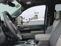 Chevrolet Silverado 2500HD ZR2 4WD Crew Cab 159" 2026