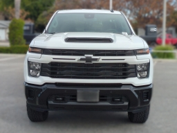 Chevrolet Silverado 2500HD Custom 4WD Double Cab 149" 2026