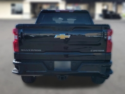 Chevrolet Silverado 1500 Custom 2WD Crew Cab 147" 2026