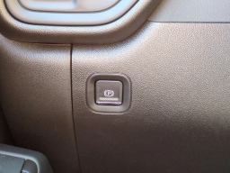 Chevrolet Silverado 1500 Custom 2WD Crew Cab 147" 2026