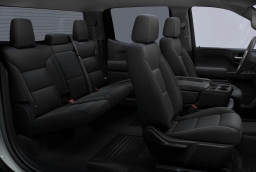 Chevrolet Silverado 1500 Custom 2WD Crew Cab 147" 2026