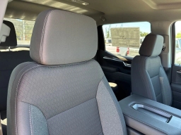 Chevrolet Silverado 1500 LT 2WD Crew Cab 147" 2026